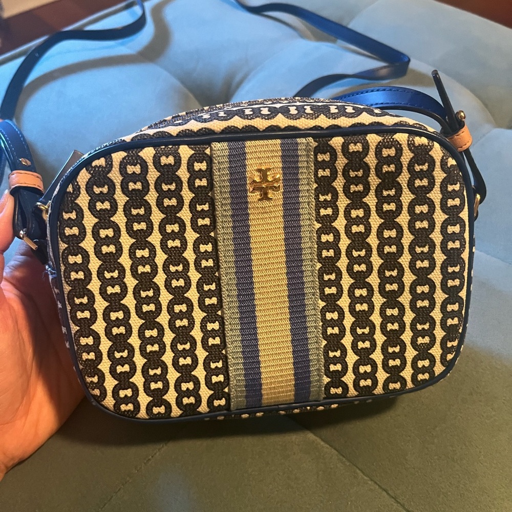 Tory Burch Gemini Link Camera Bag